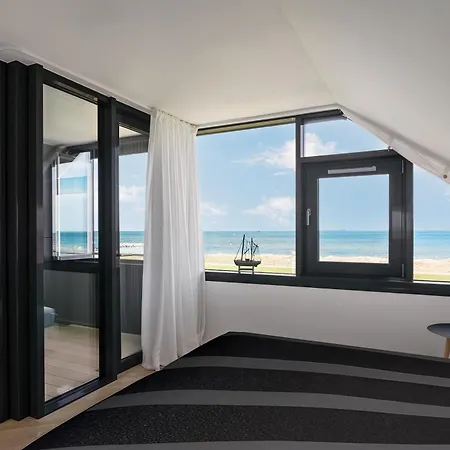 Beachside Lounges California Beachside California Penthaus C7 Apartment