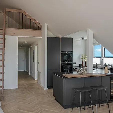 Beachside Lounges California Beachside California Penthaus C7 Apartment *